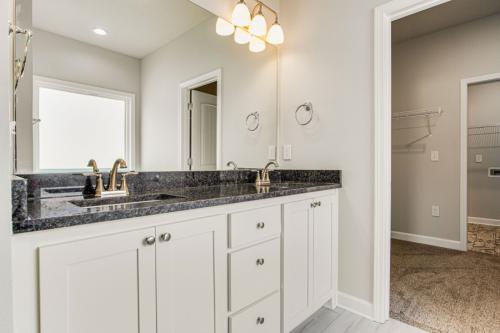 6-web-or-mls-9556-Permenter-Road-5
