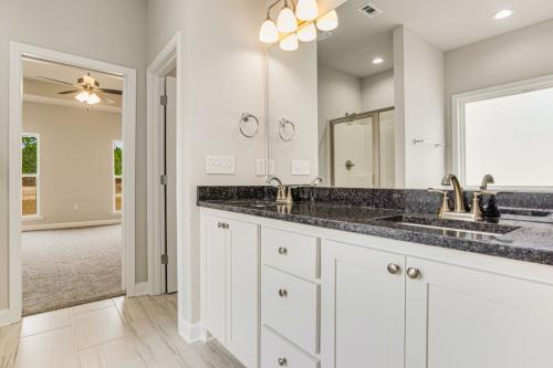 7-web-or-mls-9556-Permenter-Road-6